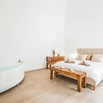 Cas358 Luxury Bari